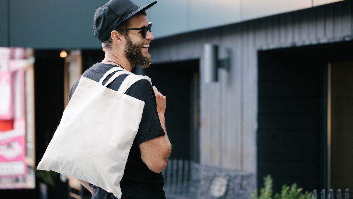 Lee más sobre el artículo ¿Por qué elegir una bolsa de tela personalizada para tu empresa? 